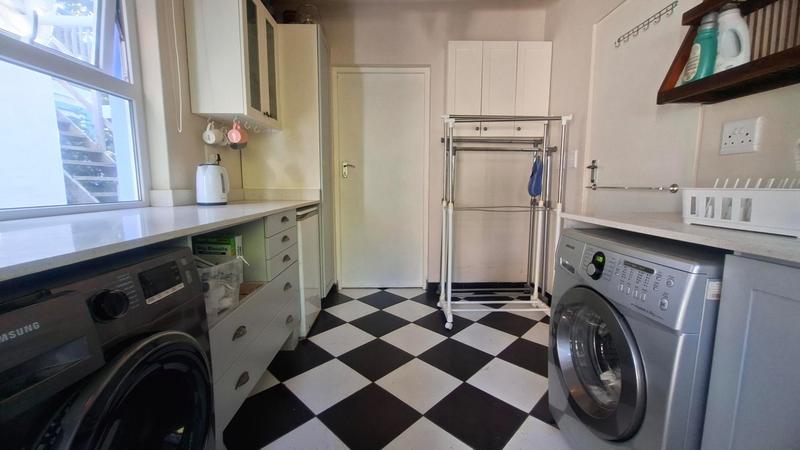 To Let 3 Bedroom Property for Rent in Chapman